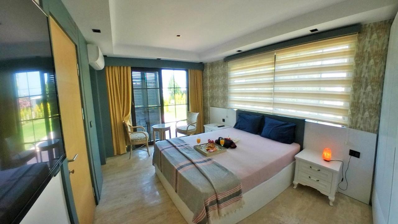 Fun&Sun Two Villas For Big Families Белек Экстерьер фото